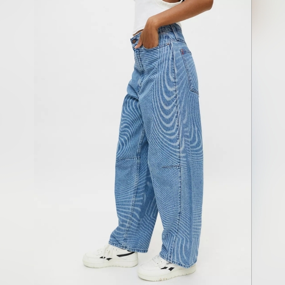 Urban Outfitters Denim - Urban Outfitters BDG Extreme Baggy Jean Psychedelic Wavy Print